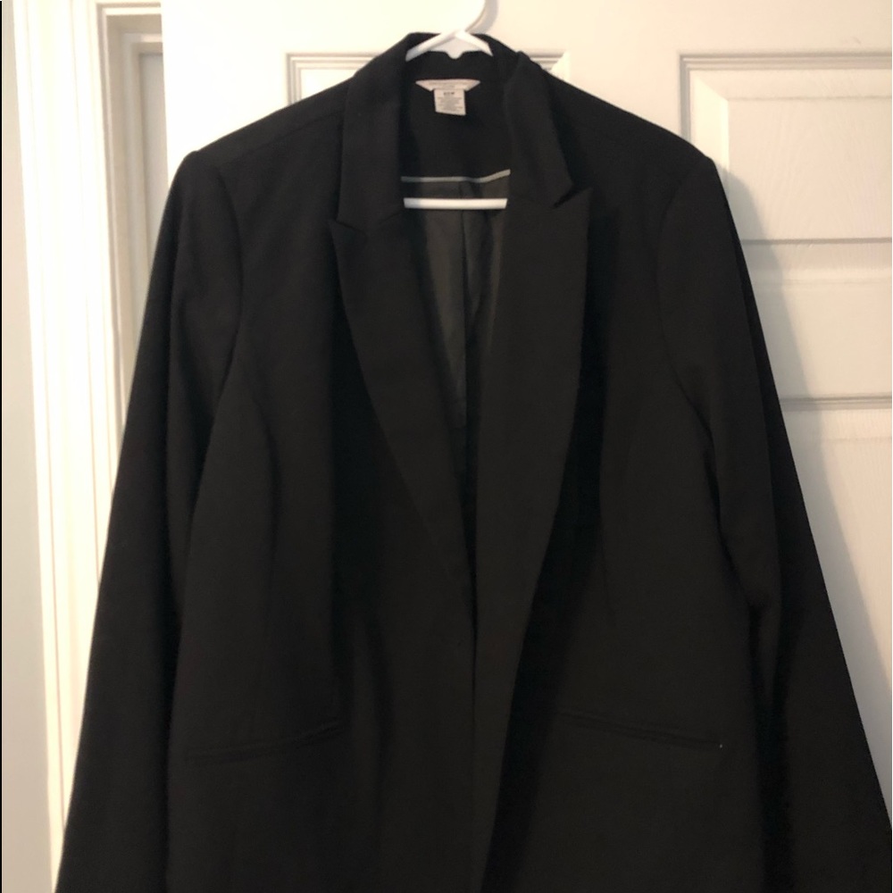 Women’s suit jacket, brand new never worn with tags